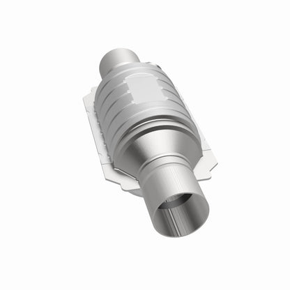 MagnaFlow Conv Univ 2.50inch w/ single O2 Magnaflow