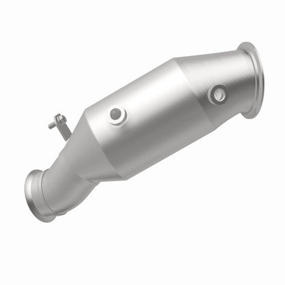 MagnaFlow 2014 BMW 335i GT xDrive 3.0L Underbody Direct Fit EPA Compliant Catalytic Converter Magnaflow