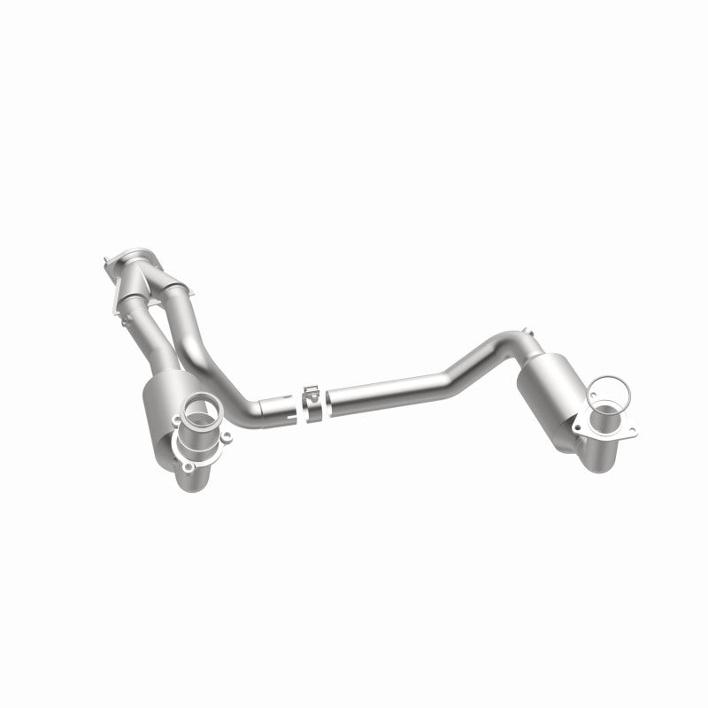 MagnaFlow Conv Direct Fit OEM 2005 GMC Sierra/Chevrolet Silverado 1500/Cadillac Escalade Underbody Magnaflow