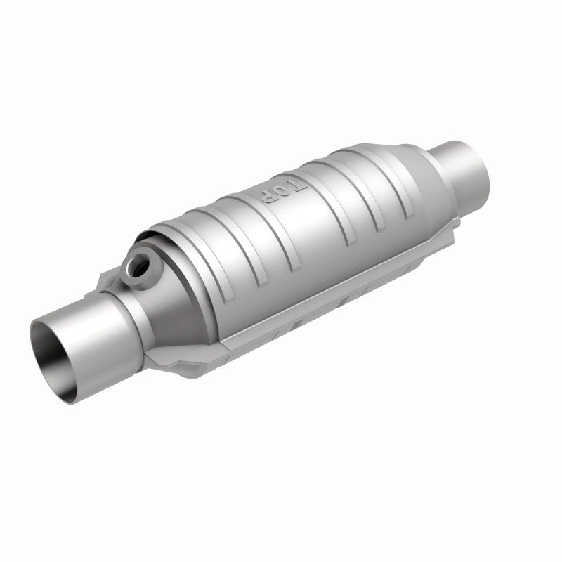 Magnaflow Conv Univ 2.25 1/O2 CA Magnaflow