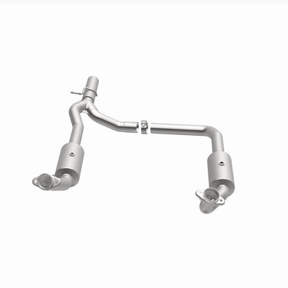 Magnaflow 09-13 Ford E-350 Super Duty V10 6.8 OEM Underbody Direct Fit Catalytic Converter Magnaflow