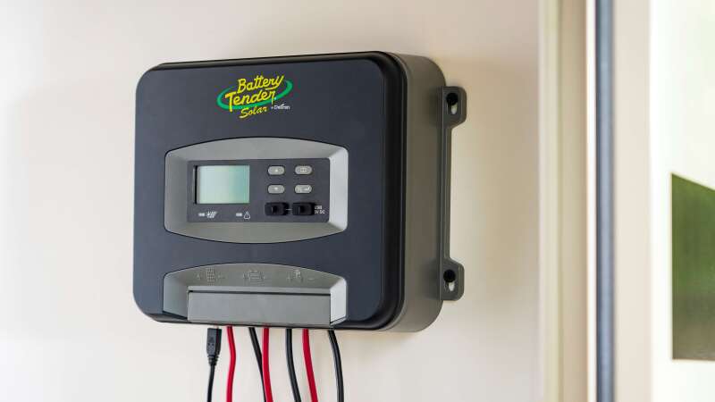 Battery Tender 30AMP MPPT/450W/12V Indoor Solar Controller System Battery Tender