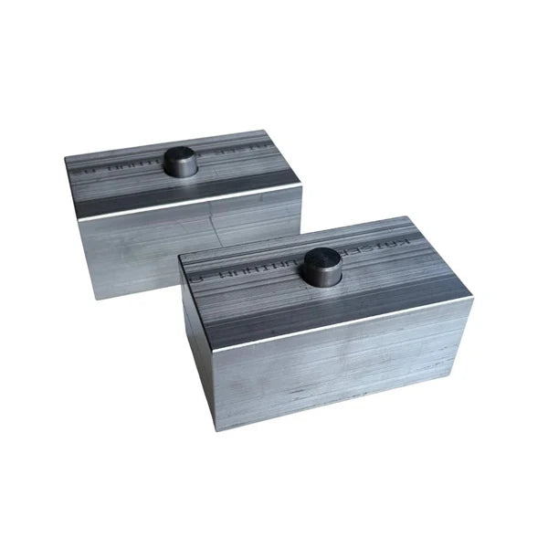 Tuff Country Rear 1.5" Cast Iron Lift Blocks (Pair) (79015)