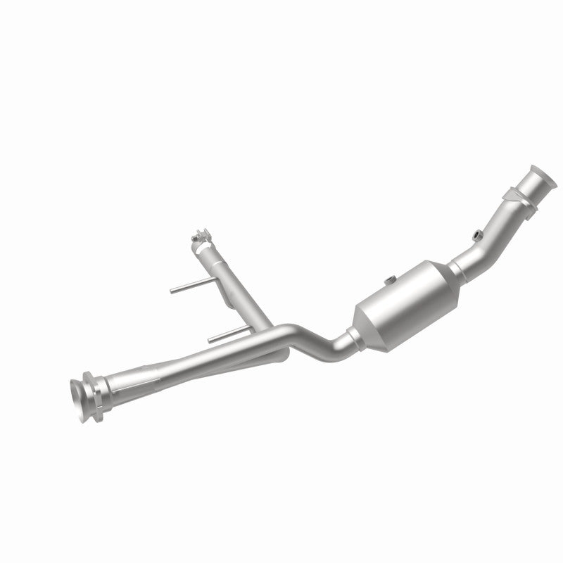 MagnaFlow 18-20 Ford F-150 V6 3.3L Right Underbody Direct-Fit Catalytic Converter Magnaflow