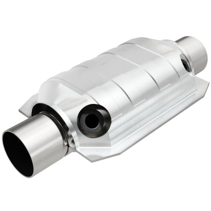 MagnaFlow Conv Univ 2.25 W/Dual O2 Boss Magnaflow