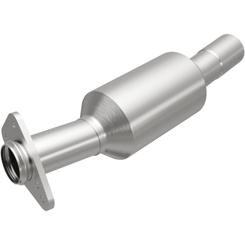Magnaflow GM Passenger car CA Direct Fit Converter Magnaflow