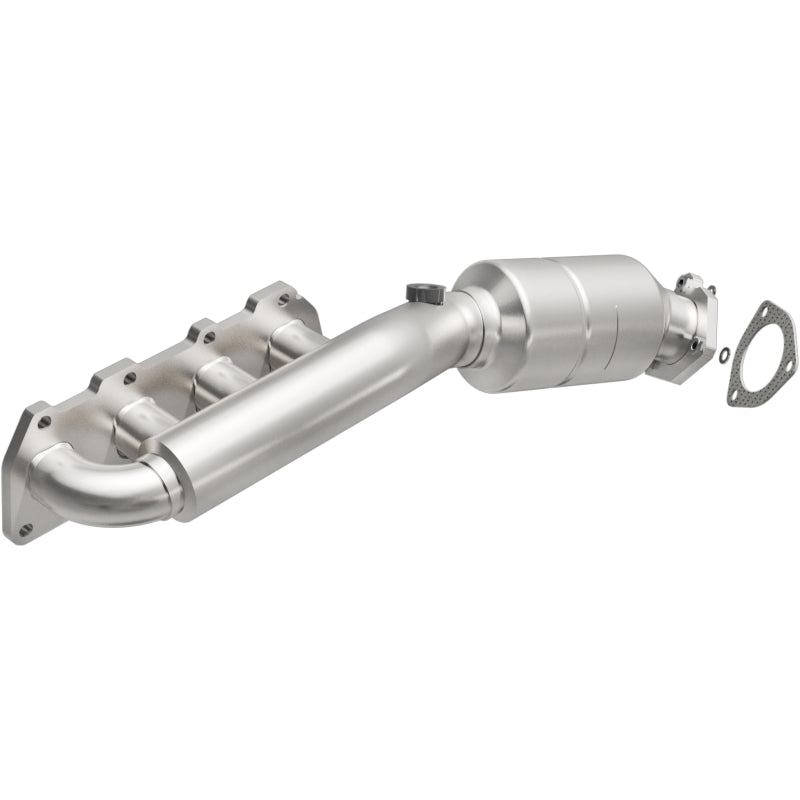 MagnaFlow Conv DF 02-04 VW Passat 4.0L Magnaflow