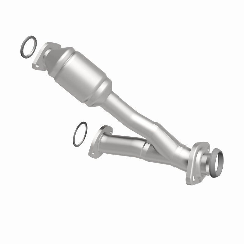 MagnaFlow Conv DF 01-03 Highlander 3L rr OEM Magnaflow
