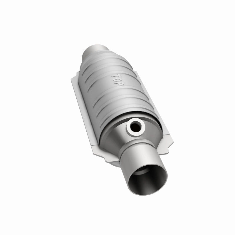 Magnaflow Conv Univ 2.25 1/O2 CA Magnaflow