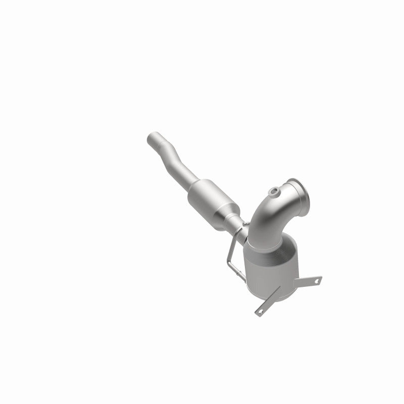 Magnaflow 16-18 Volkswagen Jetta L4 OEM Underbody Single Direct Fit Converter Magnaflow