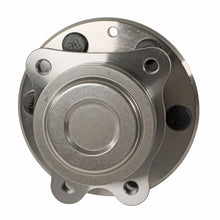 Load image into Gallery viewer, MOOG 15-21 Chevrolet Colorado WT LT Z71 Front Hub Assembly