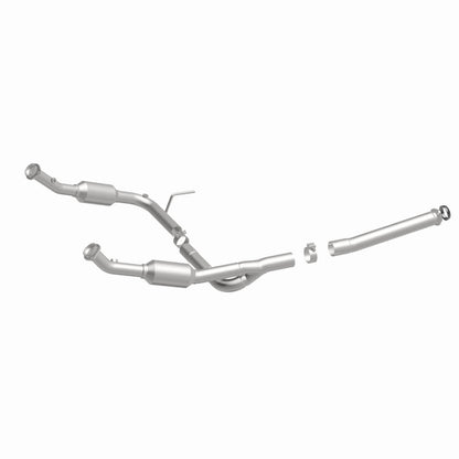 MagnaFlow Conv Direct Fit OEM 2004-2005 Ford Explorer/Mercury Mountaineer Underbody Magnaflow