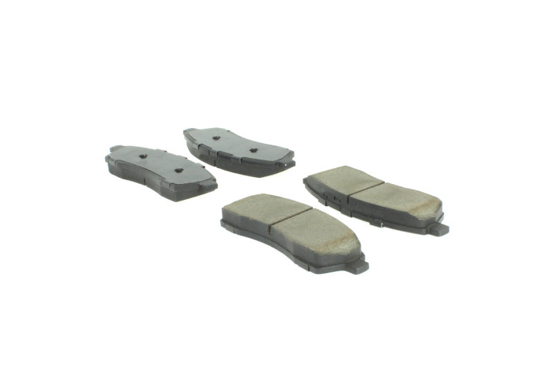 StopTech 99-04 Ford F-250 / 00-05 Excursion / 99-04 F-350 Super Duty Rear Truck & SUV Brake Pads Stoptech