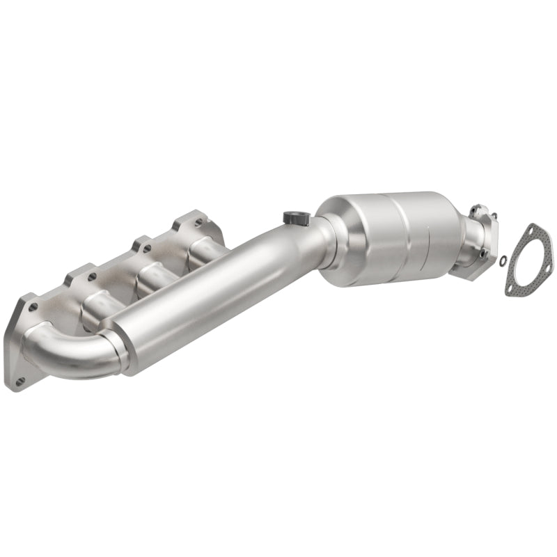 MagnaFlow Conv DF 02-04 VW Passat 4.0L Magnaflow
