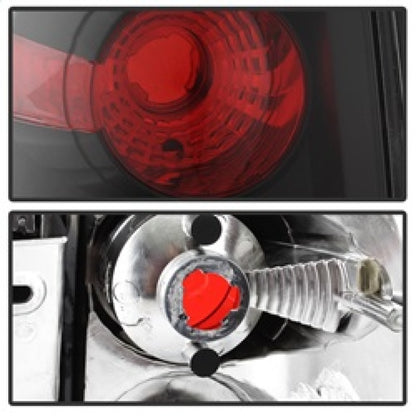 Spyder Lincoln Navigator 03-06 Euro Style Tail Lights Black ALT-YD-LN03-BK SPYDER