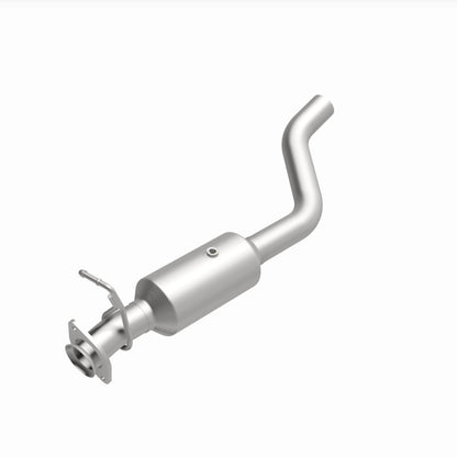MagnaFlow 22-24 Ford F-650 V8 7.3L Underbody Direct Fit Catalytic Converter Magnaflow