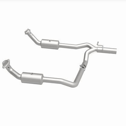 Magnaflow 09-13 Ford E-350 Super Duty V10 6.8 OEM Underbody Direct Fit Catalytic Converter Magnaflow