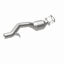 Load image into Gallery viewer, Magnaflow 10-11 Cayenne V8 4.8 OEM Underbody Direct Fit Converter