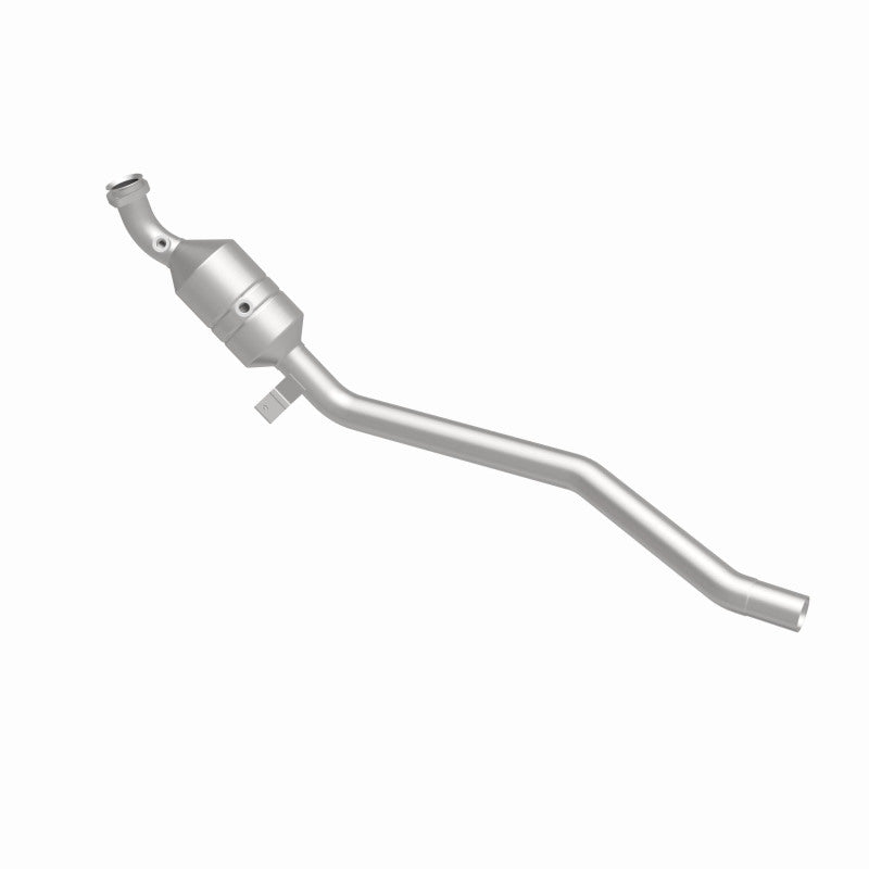 Magnaflow Conv DF 2006-2011 R350 3.5 L Underbody Magnaflow