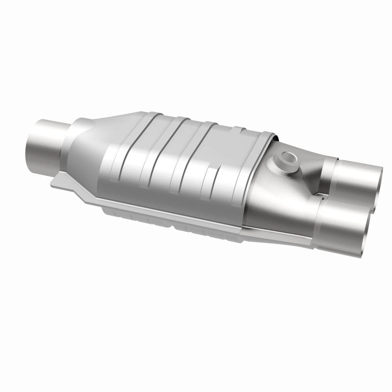 MagnaFlow Conv Univ 2/2.5 Single O2 Boss Magnaflow