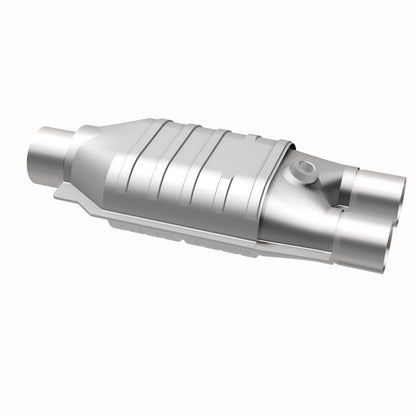 MagnaFlow Conv Univ 2/2.5 Single O2 Boss Magnaflow