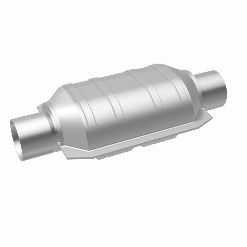 MagnaFlow Conv Univ 2.25 inch Inlet/Outlet Center/Center Oval (CA OBDII) Magnaflow