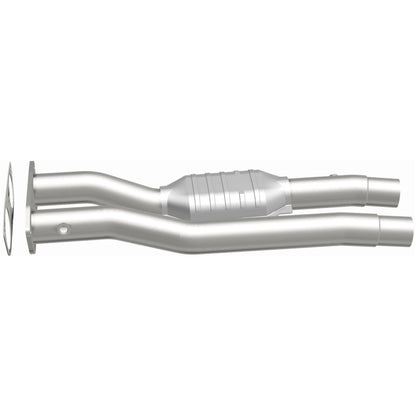 Magnaflow 96-99 Chevy C2500 Suburban 7.4L Direct Fit Converter Magnaflow