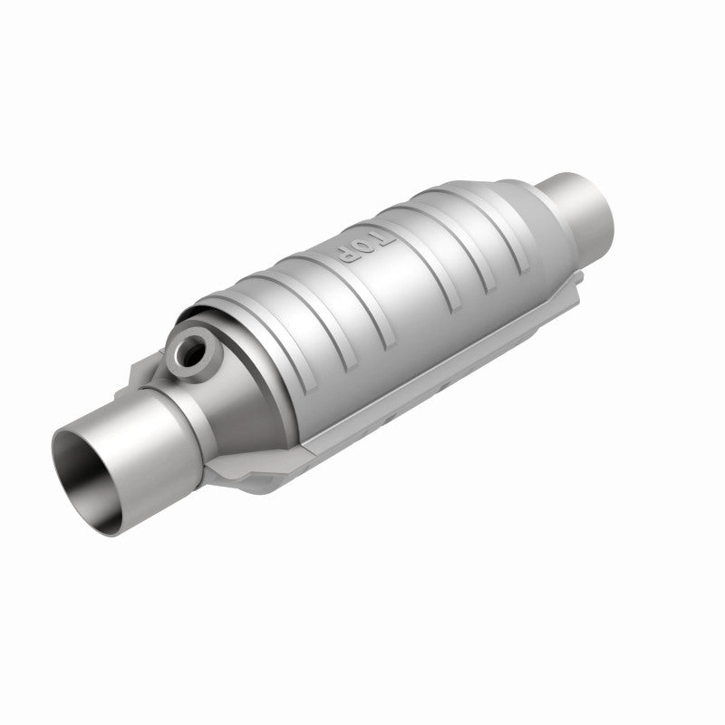 Magnaflow Conv Univ 2.25 1/O2 CA Magnaflow
