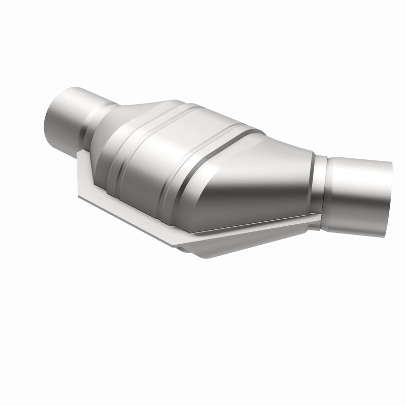 MagnaFlow Conv Univ 2.25in Inlet/Outlet Angled Offset/Center Calif OBDII Magnaflow