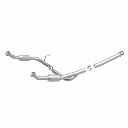 MagnaFlow Conv Direct Fit OEM 2004-2005 Ford Explorer/Mercury Mountaineer Underbody Magnaflow