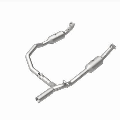 Magnaflow 17-18 Ford E-350 6.8L Direct Fit Converter Magnaflow