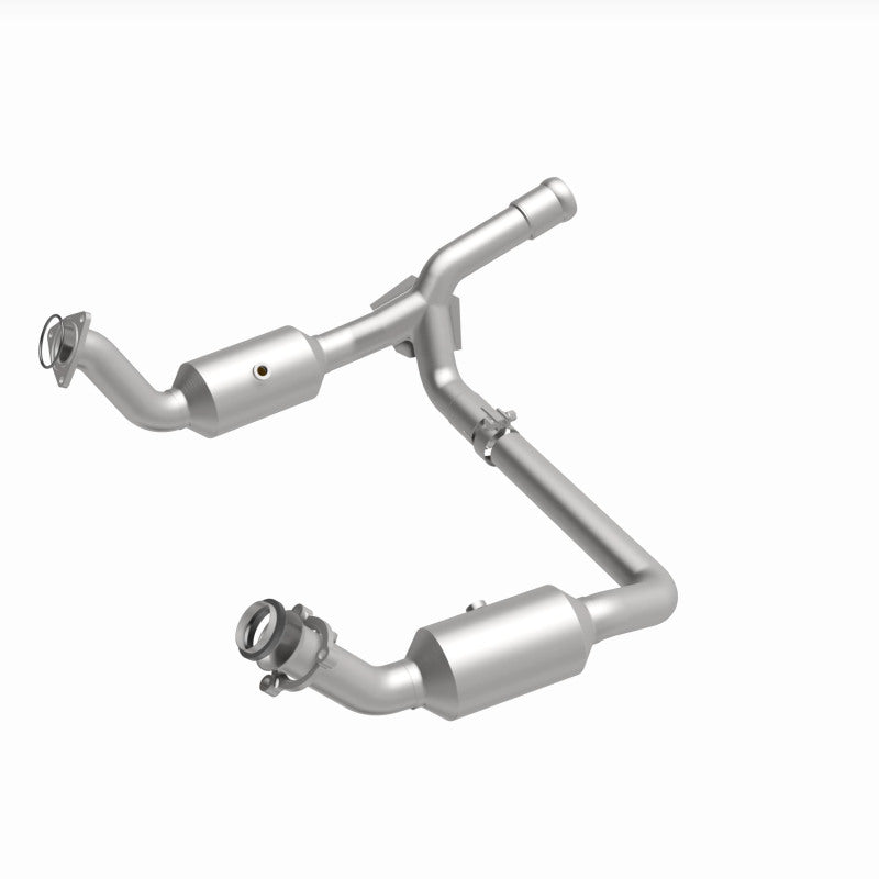 Magnaflow 19-20 GMC Sierra 1500 Single Underbody 4.3L/5.3L Direct Fit Catalytic Converter Magnaflow