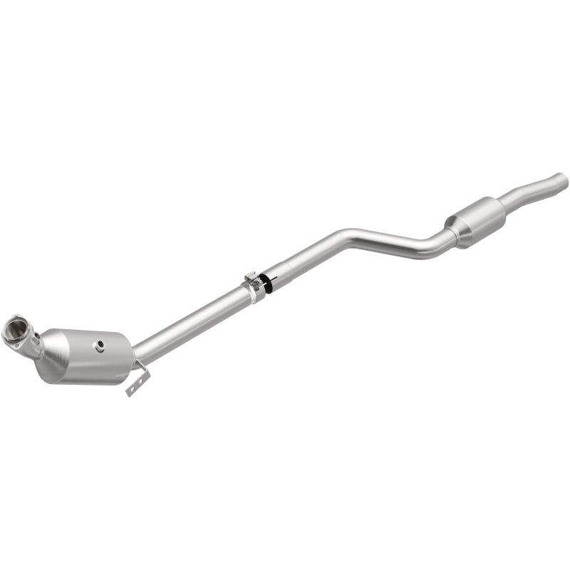 Magnaflow 2011 C300 V6 3 OEM Underbody Direct Fit Converter Magnaflow
