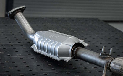 MagnaFlow Conv DF 08 G6 3.5L underbody OEM Magnaflow