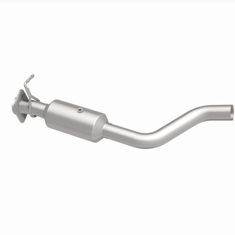 MagnaFlow 22-24 Ford F-650 V8 7.3L Underbody Direct Fit Catalytic Converter Magnaflow