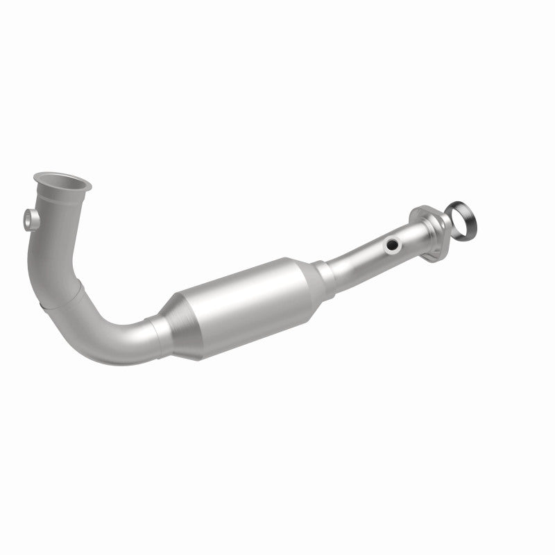 MagnaFlow Conv Direct Fit OEM 2004 Jeep Liberty Underbody Magnaflow