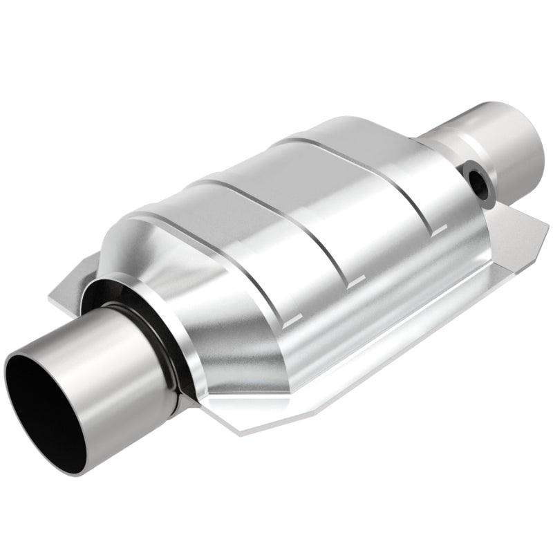 MagnaFlow Conv Univ 2.5 W/Single O2 Boss Magnaflow