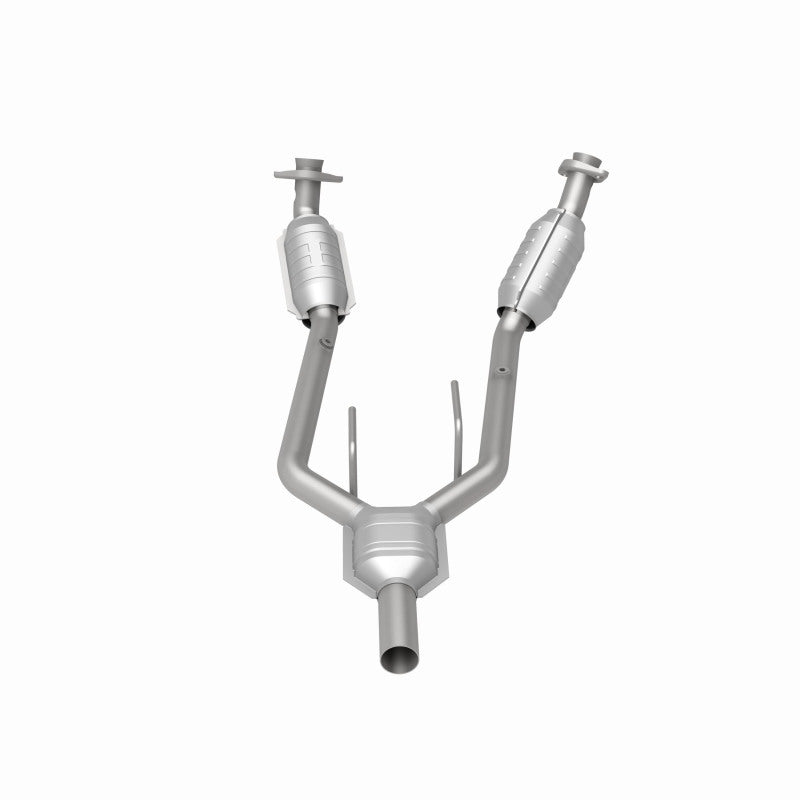MagnaFlow Conv DF 96-97 Mercury Cougar 3.8L Magnaflow
