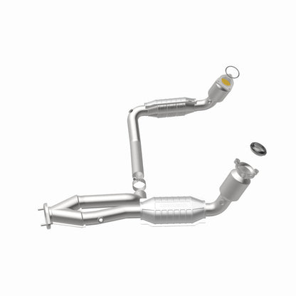 MagnaFlow Conv DF Chevy/GMC Avalanche/Sierra/Silverado/Suburban/Yukon XL 1500 / Tahoe/Yukon 5.3L Magnaflow