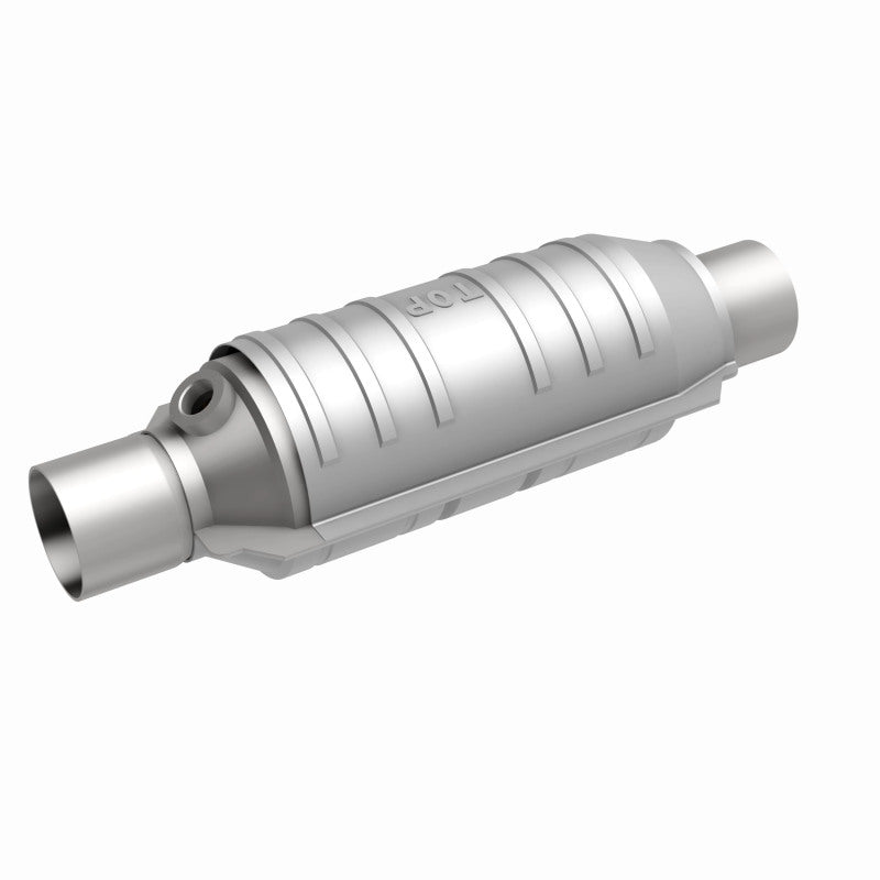 Magnaflow Conv Univ 2.25 1/O2 CA Magnaflow