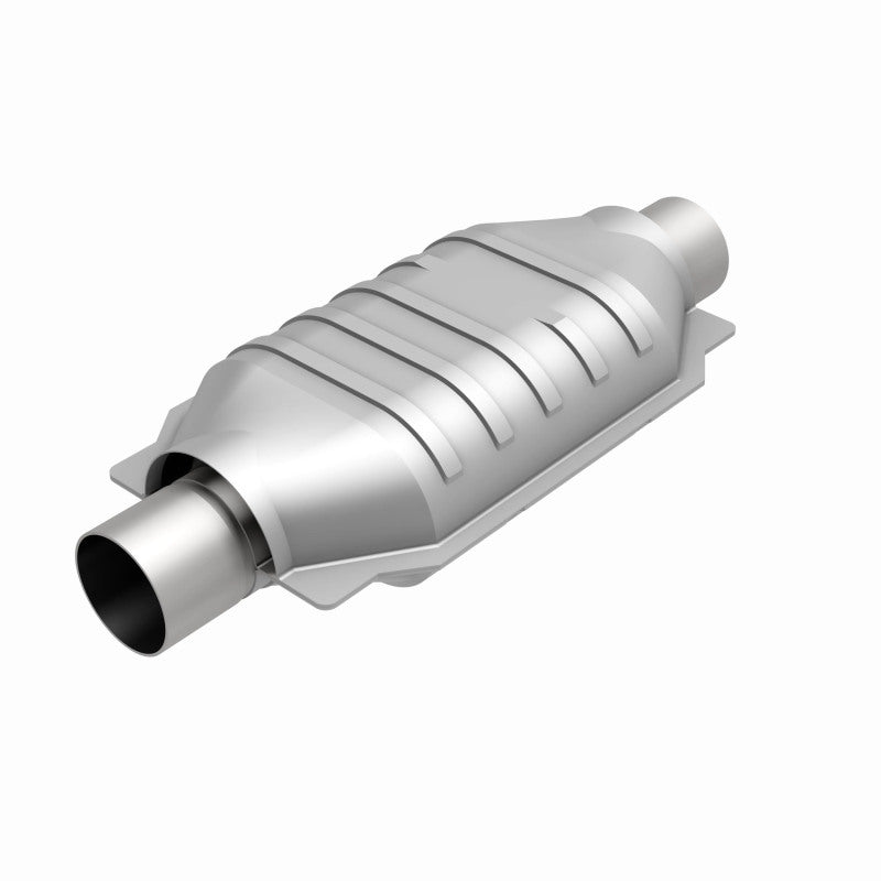 MagnaFlow Conv Univ 2.5in Inlet/Outlet Center/Center Oval 12in Body L x 7in W x 16in Overall L Magnaflow
