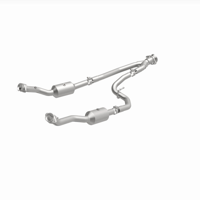 MagnaFlow 20-21 Ford Transit-150 Single Underbody V6 3.5L RWD Direct-Fit Catalytic Converter Magnaflow