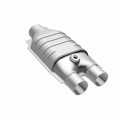 MagnaFlow Conv Univ 2/2.5 Single O2 Boss Magnaflow