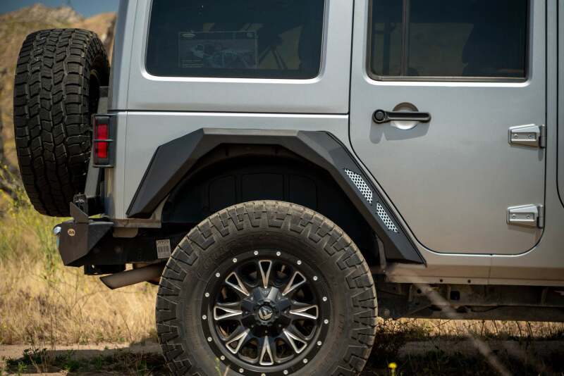 DV8 Offroad 07-18 Jeep Wrangler JK Armor Fender Flares
