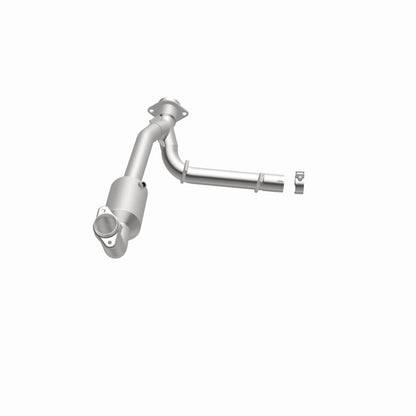 MagnaFlow Conv Direct Fit 05-06 Lincoln Navigator 5.4L w/ 3in Main Piping Magnaflow