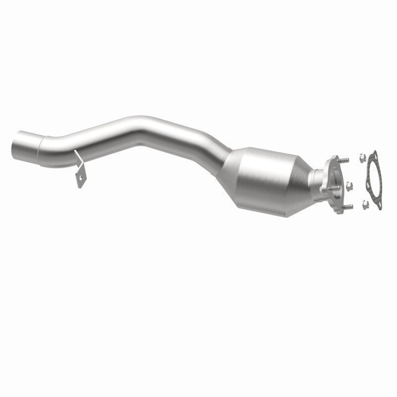 Magnaflow 10-11 Cayenne V8 4.8 OEM Underbody Direct Fit Converter Magnaflow