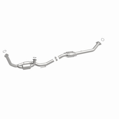 Magnaflow 98-00 Sienna V6 3 OEM Underbody Direct Fit Converter Magnaflow