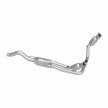 Load image into Gallery viewer, MagnaFlow Conv DF 00-03 Dodge Dakota 4.7L 4WD (49 State)