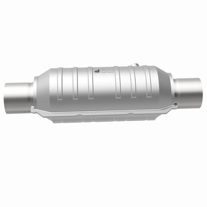 Magnaflow Conv Univ 2.25 HM Angled O2 Magnaflow