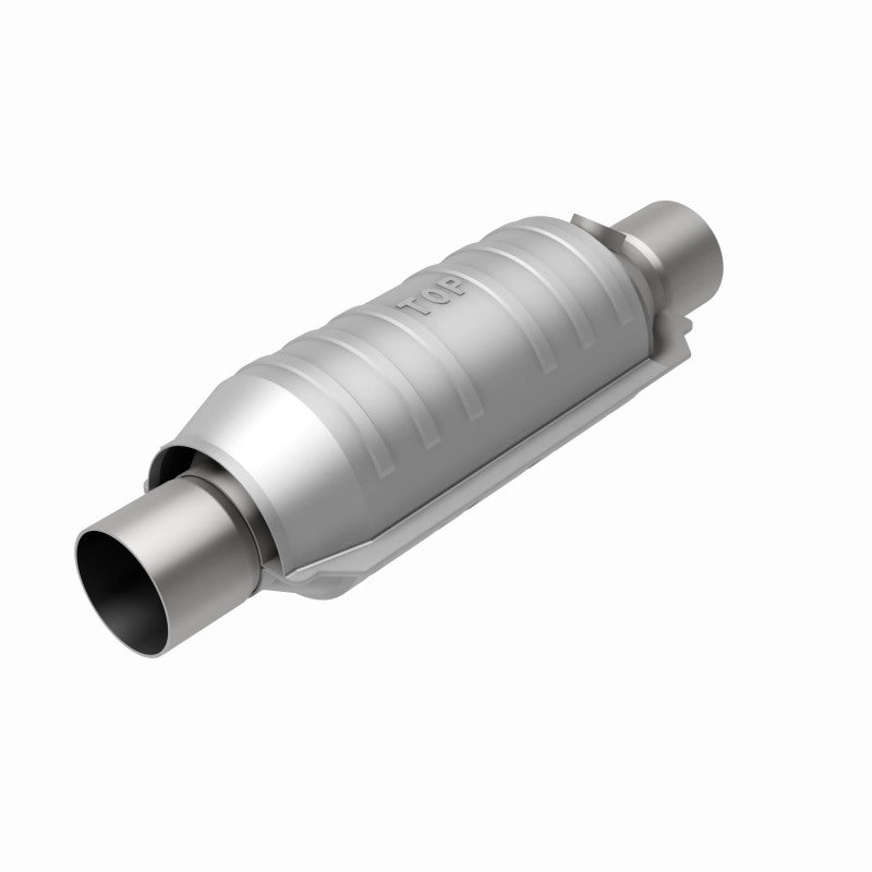 Magnaflow Conv Univ 2.25 1/O2 CA Magnaflow